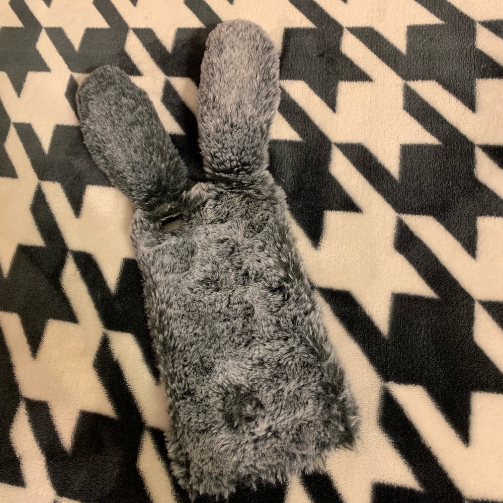 iPhone 6s Plus Case (fuzzy-bunny)